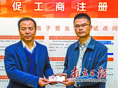 热烈：匚壹攀准一竦萌骋槐曜嫉缱佑抵凑